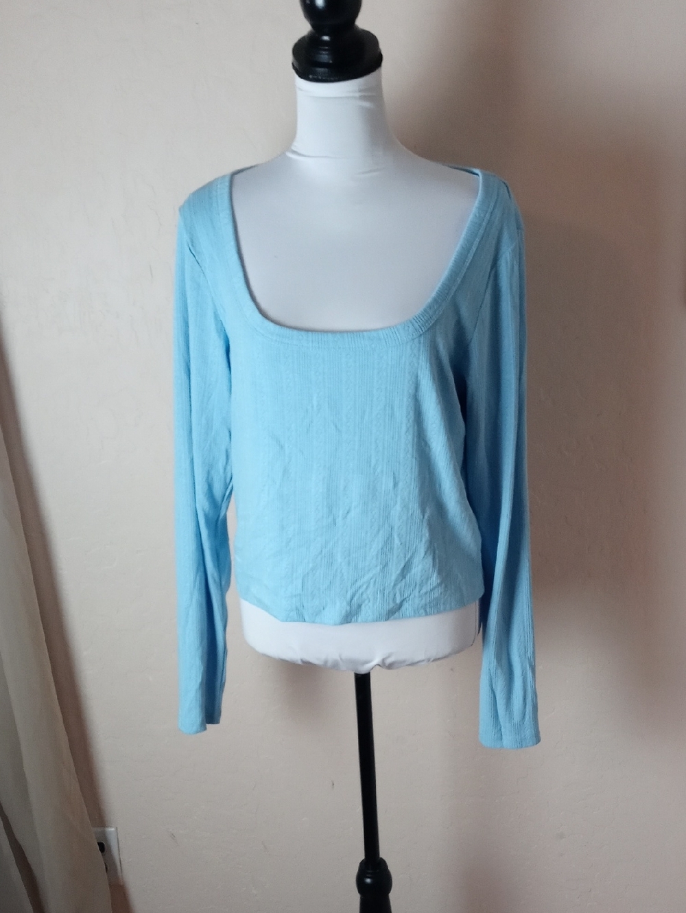 NWT Wild Fable Long Sleeve Crop Top
